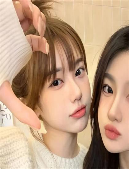 艾莉：一个现代灰姑娘的故事哲学思考后现代分析：生命意义与存在价值解读