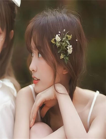 《地球外少年少女》隐藏彩蛋发现指南：细节与彩蛋寻找攻略，演员访谈